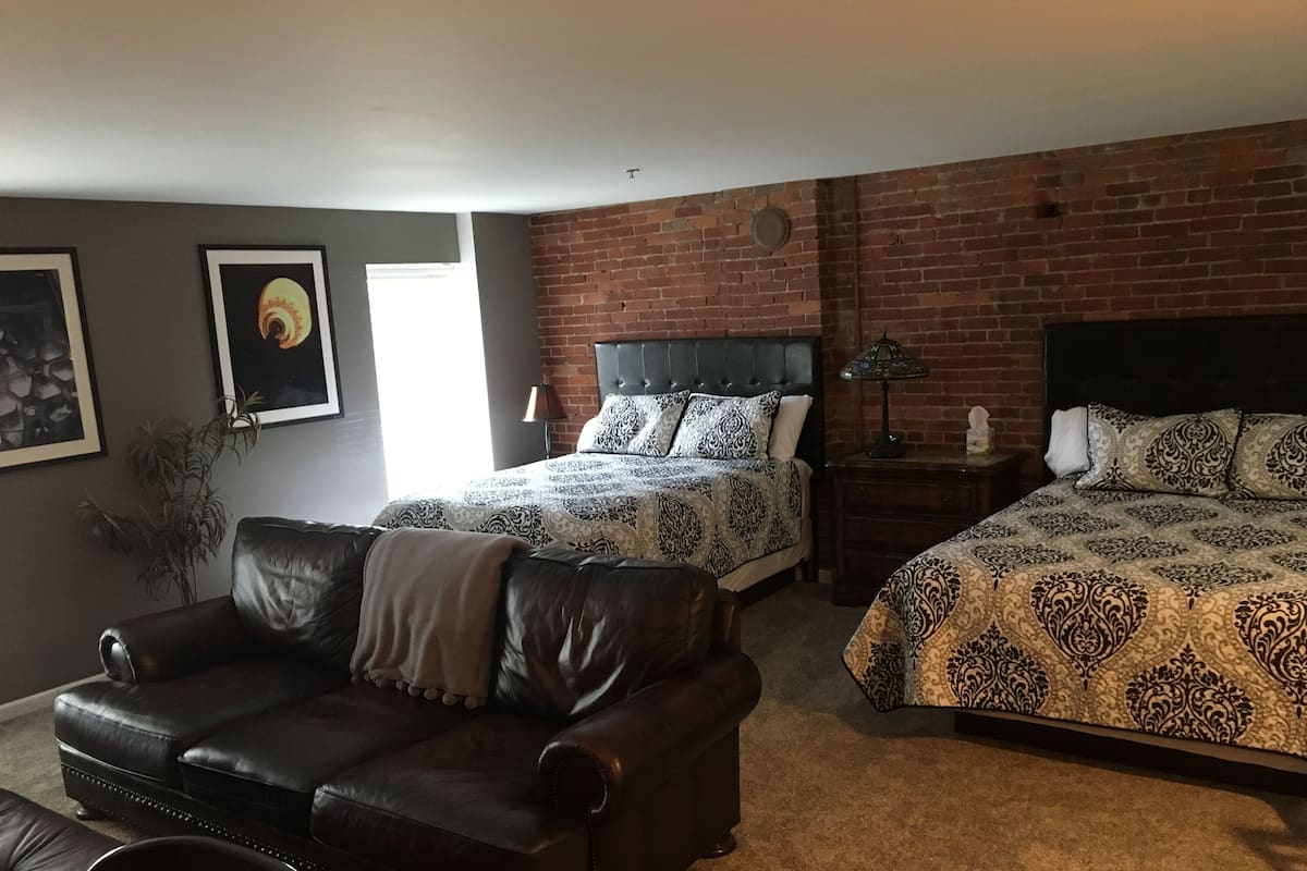 Deluxe Room, 2 Queen Beds, Non Smoking