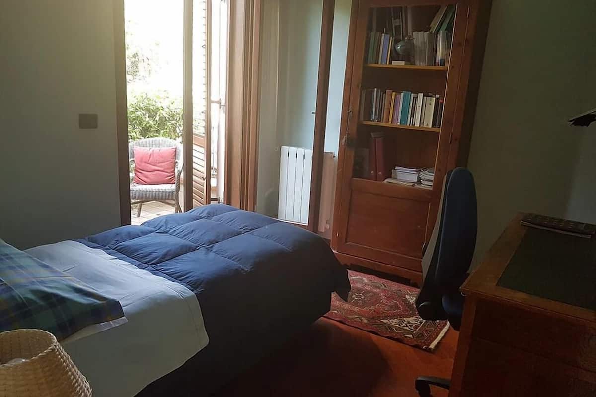 Einzelzimmer, Balkon (Private External Bathroom)