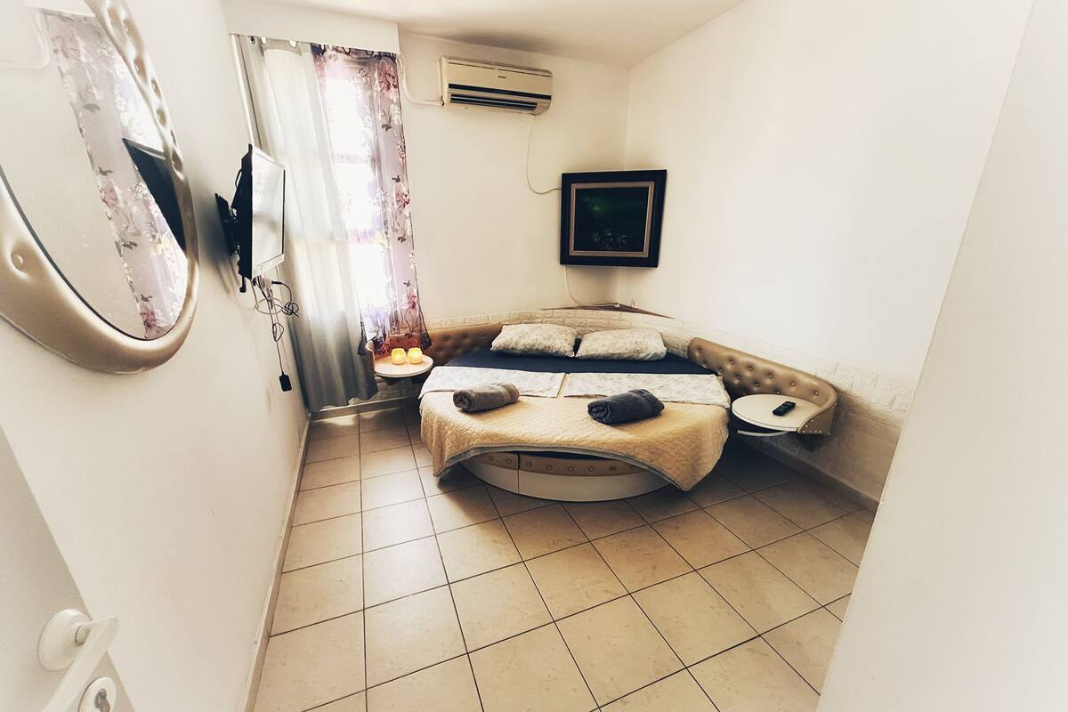 Family Apartment, 1 Bedroom, City View