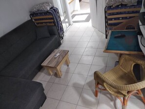 Exclusive Apartment, Bay View | Living area