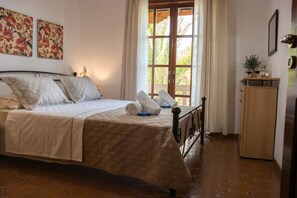 Classic-Villa, 3 Schlafzimmer | 3 Schlafzimmer, schallisolierte Zimmer, Bügeleisen/Bügelbrett