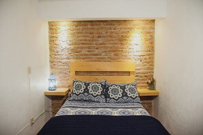 City House, Multiple Beds, Non Smoking, City View | Desk, blackout drapes, iron/ironing board, free WiFi