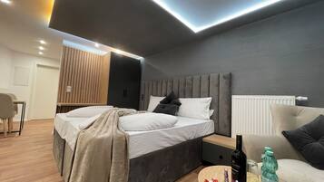 Comfort-Doppelzimmer, 1 Schlafzimmer, Nichtraucher, zum Innenhof hin