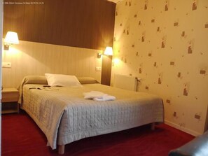 Select Comfort beds, individually decorated, individually furnished