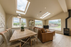 Dining - Balloch Park (Aberfeldy)