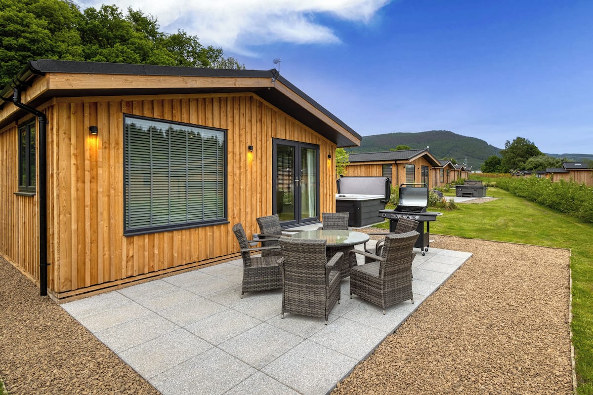 Peeler Lodge, sleep 6, sauna, hot tub, pet friendly | 3 habitaciones, ropa de cama de alta calidad y decoración personalizada