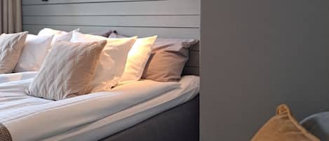 Premium Double Room | Iron/ironing board (on request), WiFi (free), individually decorated
