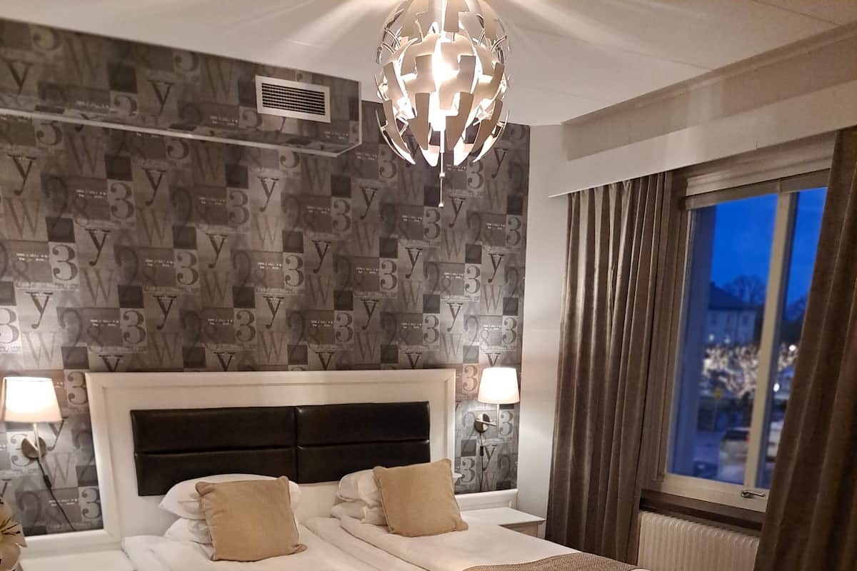triple room | 1 bedroom, individually decorated, individually furnished