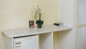 Standard Room, 1 Double Bed, Non Smoking | Room amenity - K&VC International Hotel (Georgetown)