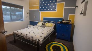 4 bedrooms, Internet, bed sheets