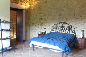 3 habitaciones, wifi gratis y ropa de cama 