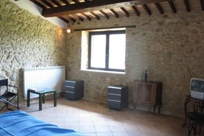 3 camere, Wi-Fi gratuito, lenzuola