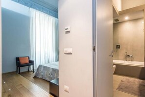 1 bedroom, iron/ironing board, Internet, bed sheets