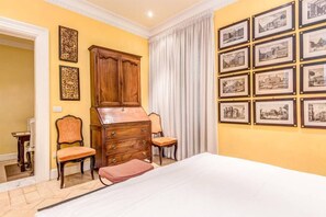1 chambre, fer et planche à repasser, accès Internet, draps fournis