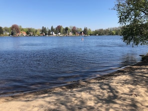 Beach nearby, sun-loungers - Holiday house GREEN GARDEN BERLIN / Holiday for young and old / Welcome to Berlin (Berlin)