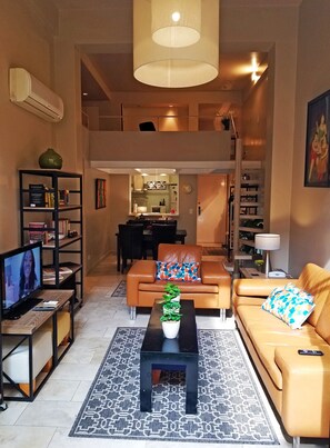 Comfort Apartment, Multiple Beds, Non Smoking, Garden View | Living area