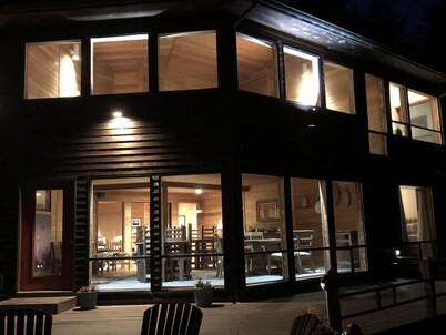 7k sq Ft. on 15 acres. Putting greens & sand trap for golfers & families .<br><br><br><br><br><br>