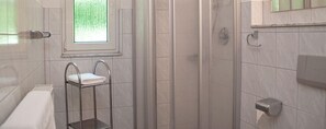 Deep soaking tub, hair dryer - Waldhotel (Brilon)