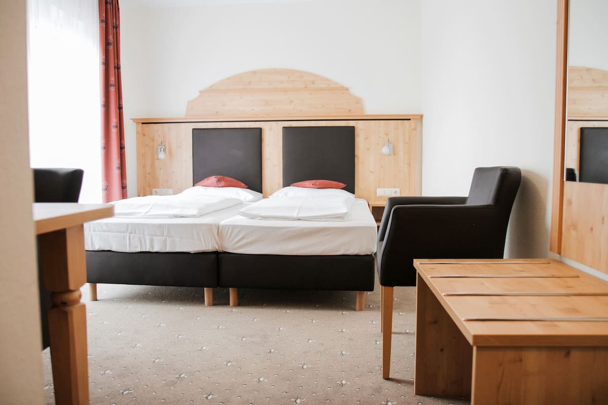 1 bedroom, individually furnished, desk, laptop workspace