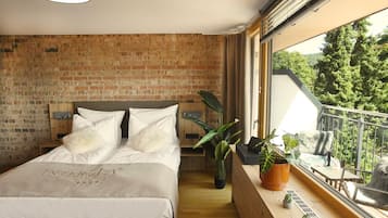 Superior-Doppelzimmer | Allergikerbettwaren, Daunenbettdecken, Zimmersafe, Schreibtisch