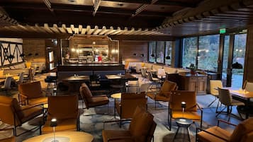 Bar (in der Unterkunft)