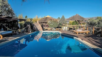 Seasonal outdoor pool