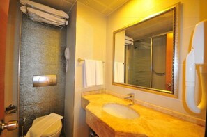 Bathroom - Pasa Beach Hotel (Marmaris)