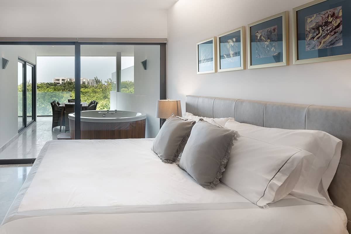 Apartemen Khas, 2 kamar tidur, pemandangan laut terbatas | Brankas, Wi-Fi gratis, dan seprai linen