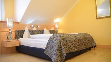 Doppelzimmer | Zimmersafe, Schreibtisch, Verdunkelungsvorhänge, kostenlose Babybetten