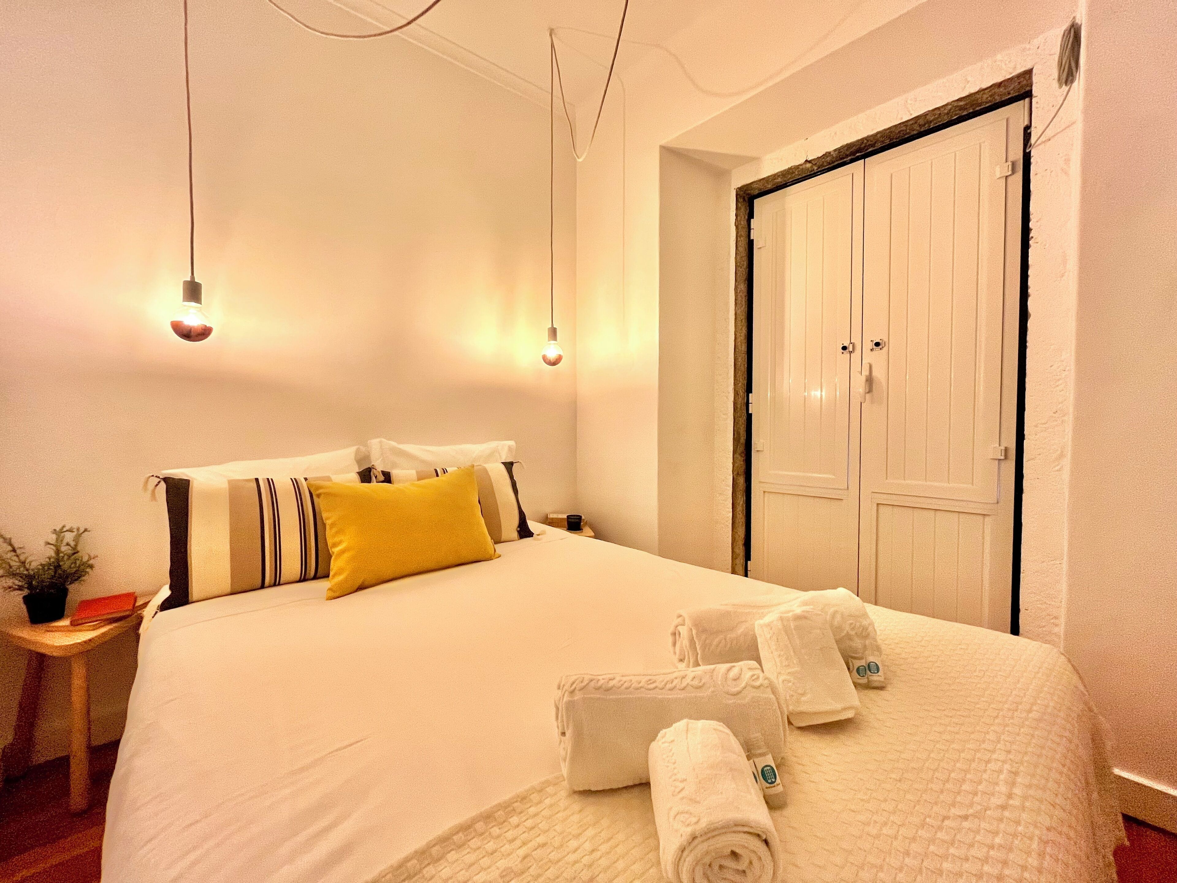 Gác Tiêu chuẩn, 1 phòng ngủ | Bàn ủi/dụng cụ ủi quần áo, truy cập Internet không dây miễn phí 