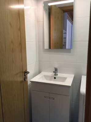 Maisonette, 2 Schlafzimmer | Badezimmer