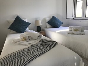 City Apartment, 1 Bedroom | 1 bedroom, iron/ironing board, cots/infant beds, free WiFi - Apartments Center Santos (Lisbon)