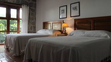 Sábanas de algodón egipcio, ropa de cama de alta calidad y wifi gratis