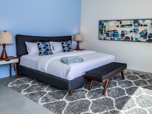 3 bedrooms, desk, iron/ironing board, WiFi