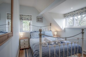 2 多间卧室、熨斗/熨衣板、免费 WiFi、床单