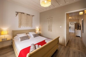 1 chambre, fer et planche Ă repasser, Wi-Fi gratuit, draps fournis