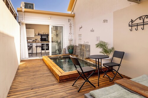 Möblierte Touristenunterkunft, klassifiziert 4 * mit Swimmingpool, 2 bis 3 Personen in St. Gilles les Bains