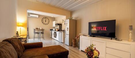 Smart TV, books