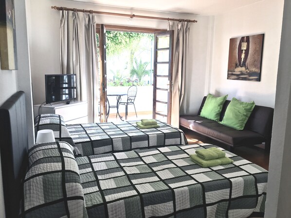 1 bedroom, iron/ironing board, internet, bed sheets