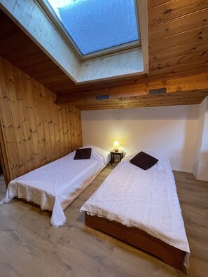 2 chambres, bureau, fer et planche Ă repasser, Wi-Fi