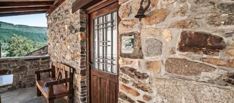 Self catering El Caleyo for 2 people