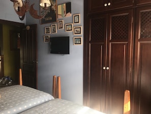 3 dormitorios, tabla de planchar con plancha, wifi gratis y ropa de cama