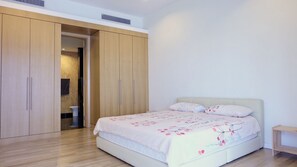 Apartamento familiar, 3 habitaciones | 3 dormitorios, tabla de planchar con plancha, wifi gratis y ropa de cama