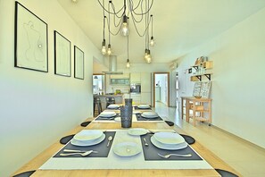 Dining - Villa Toneli for an active family vacation with salt pool (Barban, Istria)