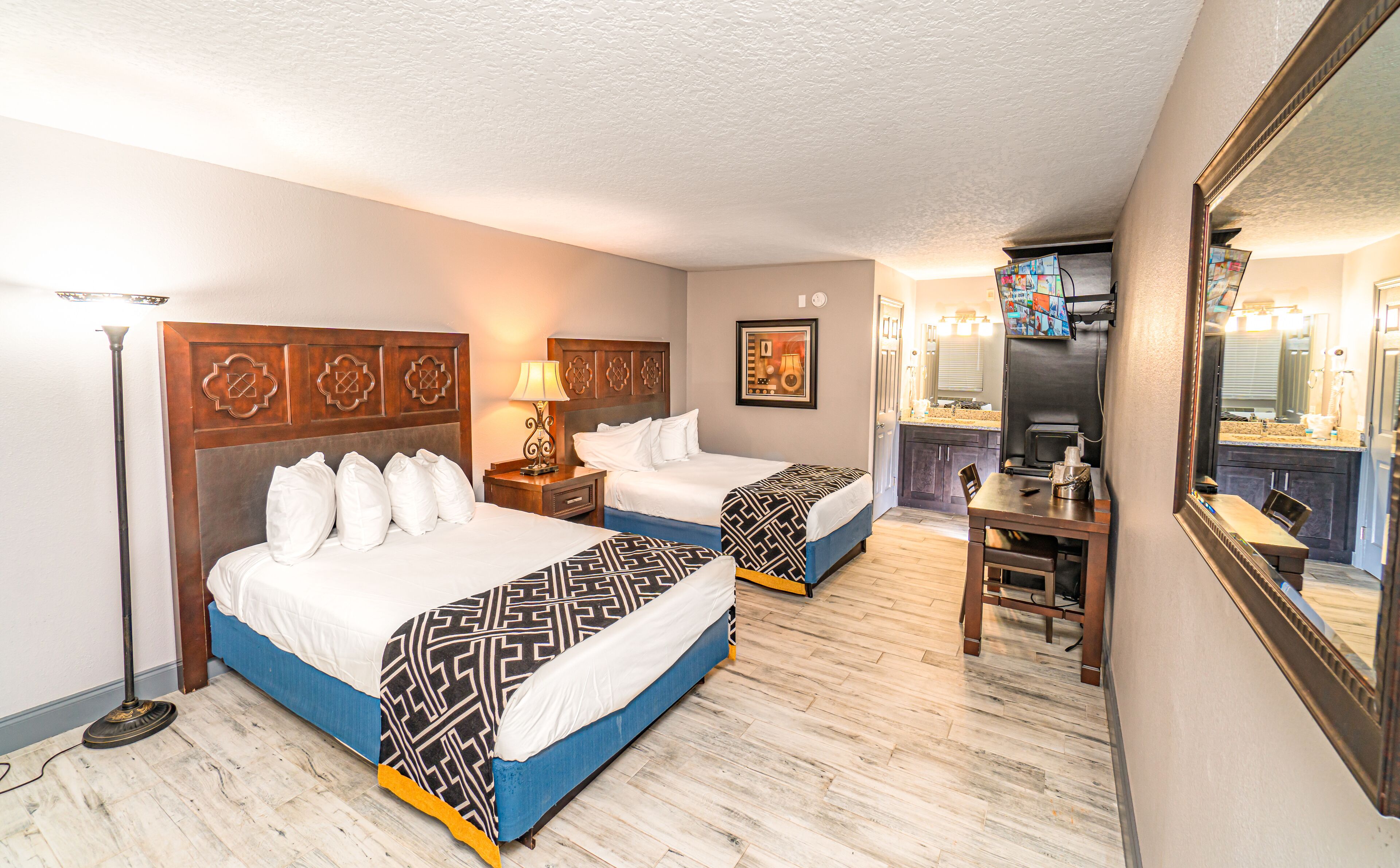 Habitació prèmium | Decoració individual, mobiliari individual i escriptori 