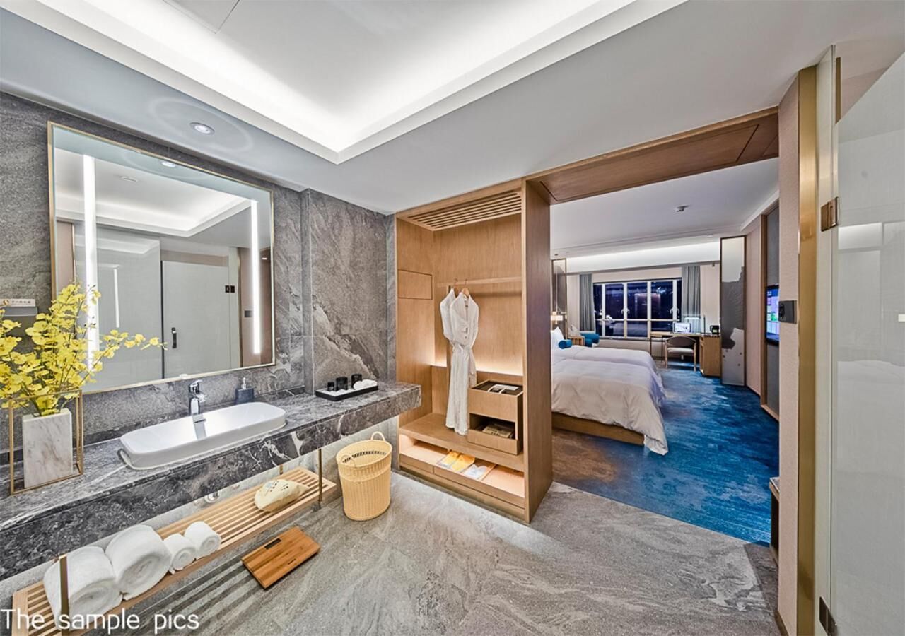 Shower, free toiletries, slippers, towels