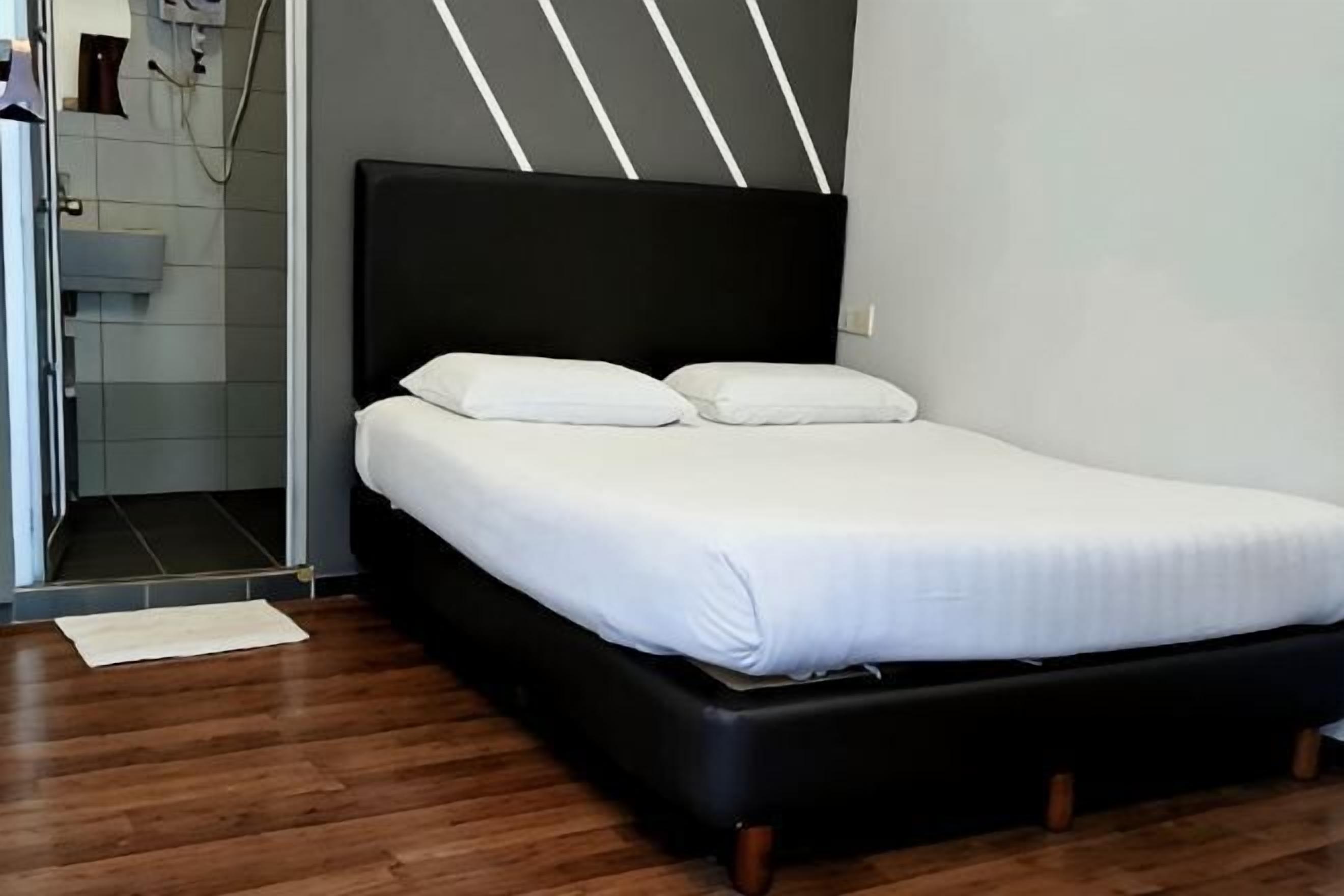 Wifi gratis y ropa de cama 