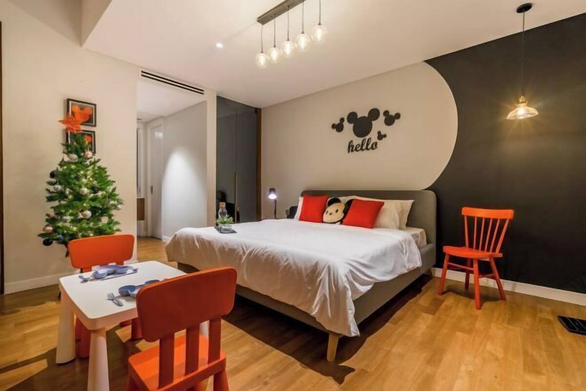 Couette en duvet d'oie, rideaux occultants, fer et planche à repasser