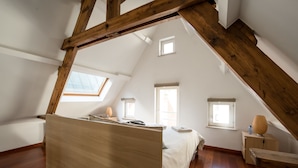 Appartement Deluxe, 1 très grand lit et 1 canapé-lit