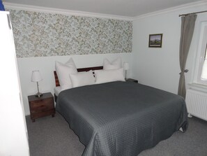 2 dormitorios, Internet, ropa de cama